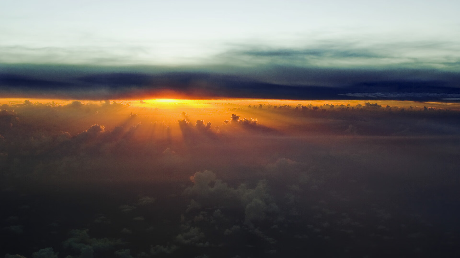激烈对抗不断,场上气氛瞬间升温,气氛猛烈对不对