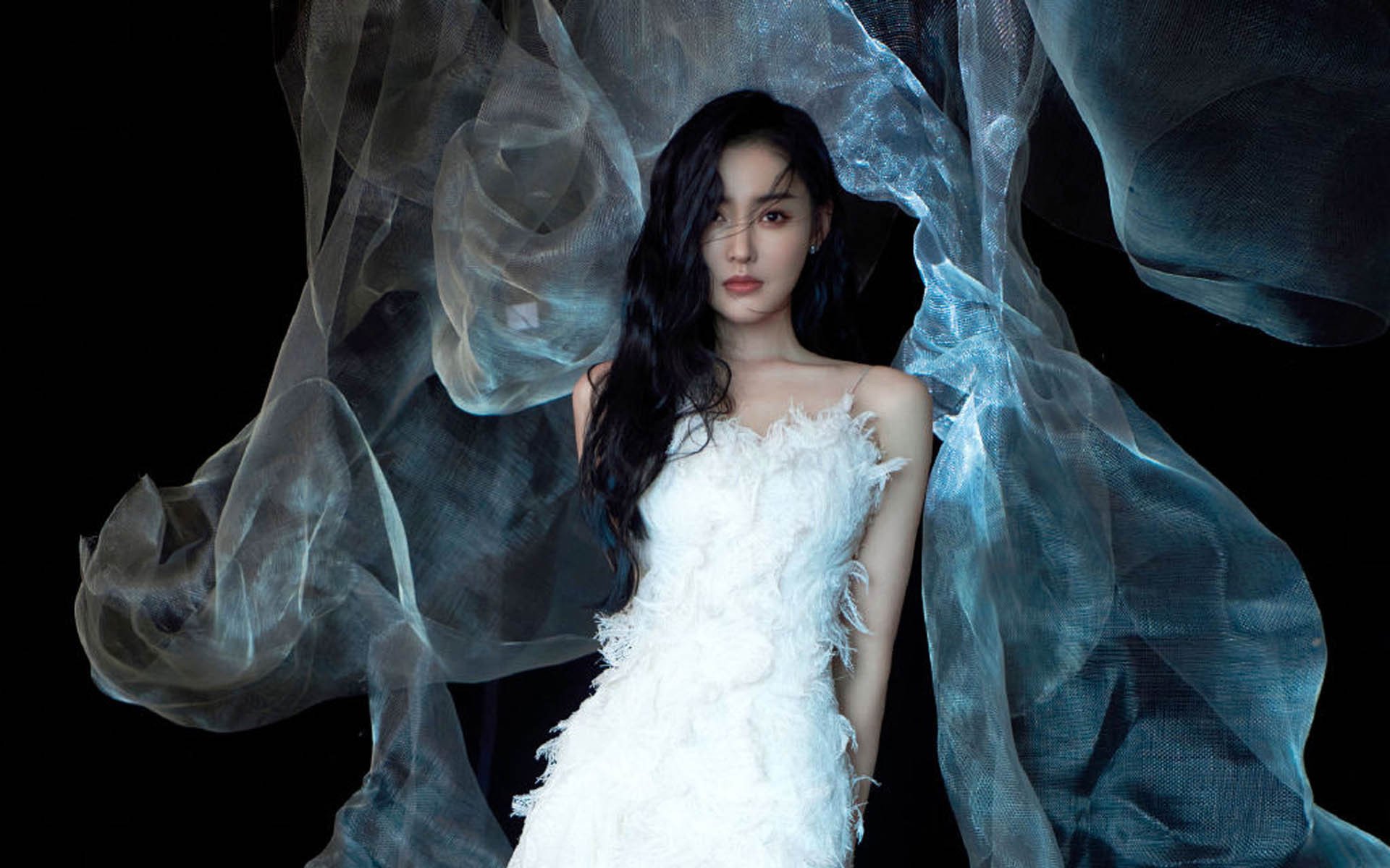 男泳将挑战强敌展风采,男游泳比赛视频