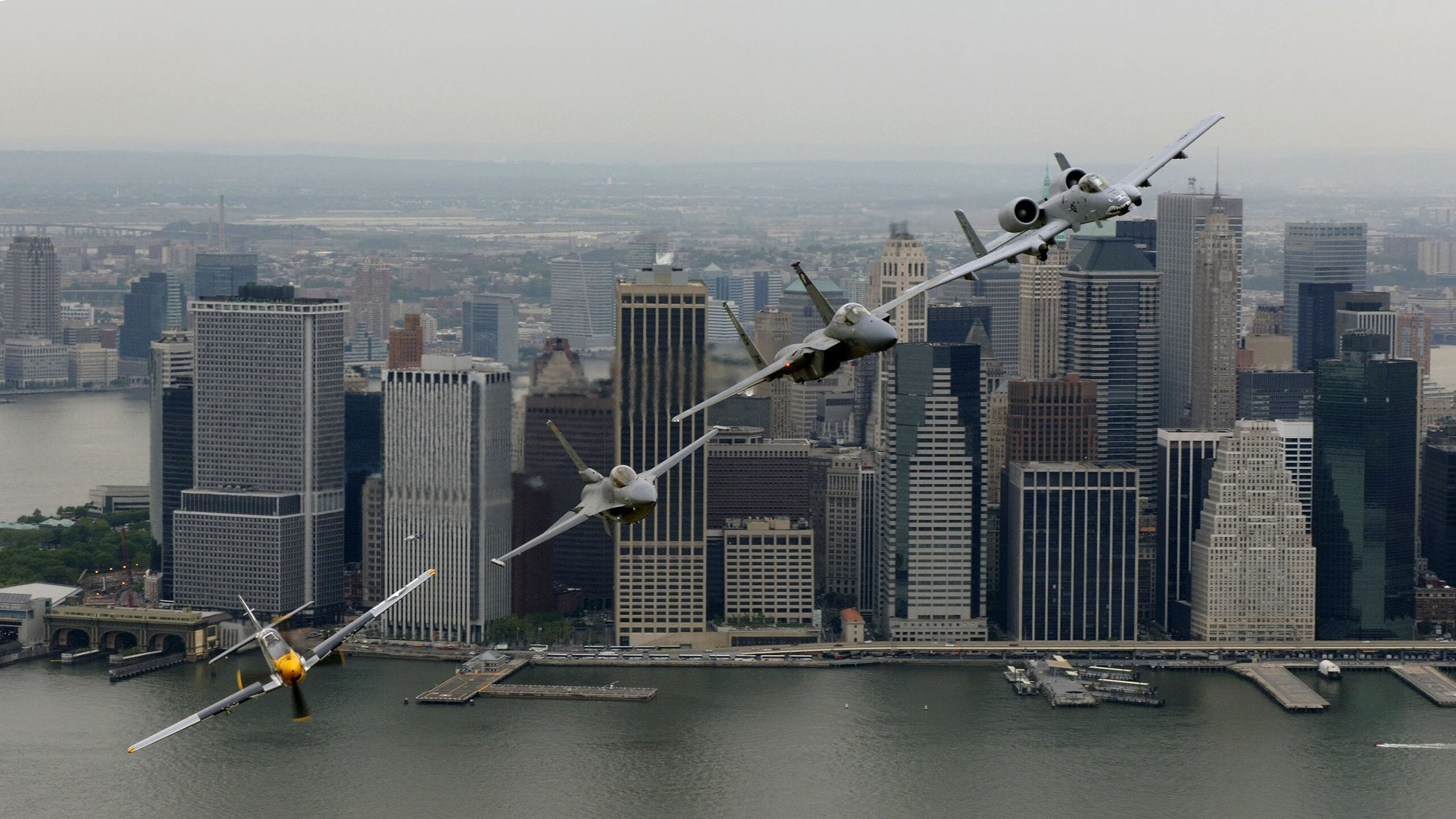 JIUYOU GAMING-男子100自速度起伏曲线揭秘，100米自由下落需要几秒